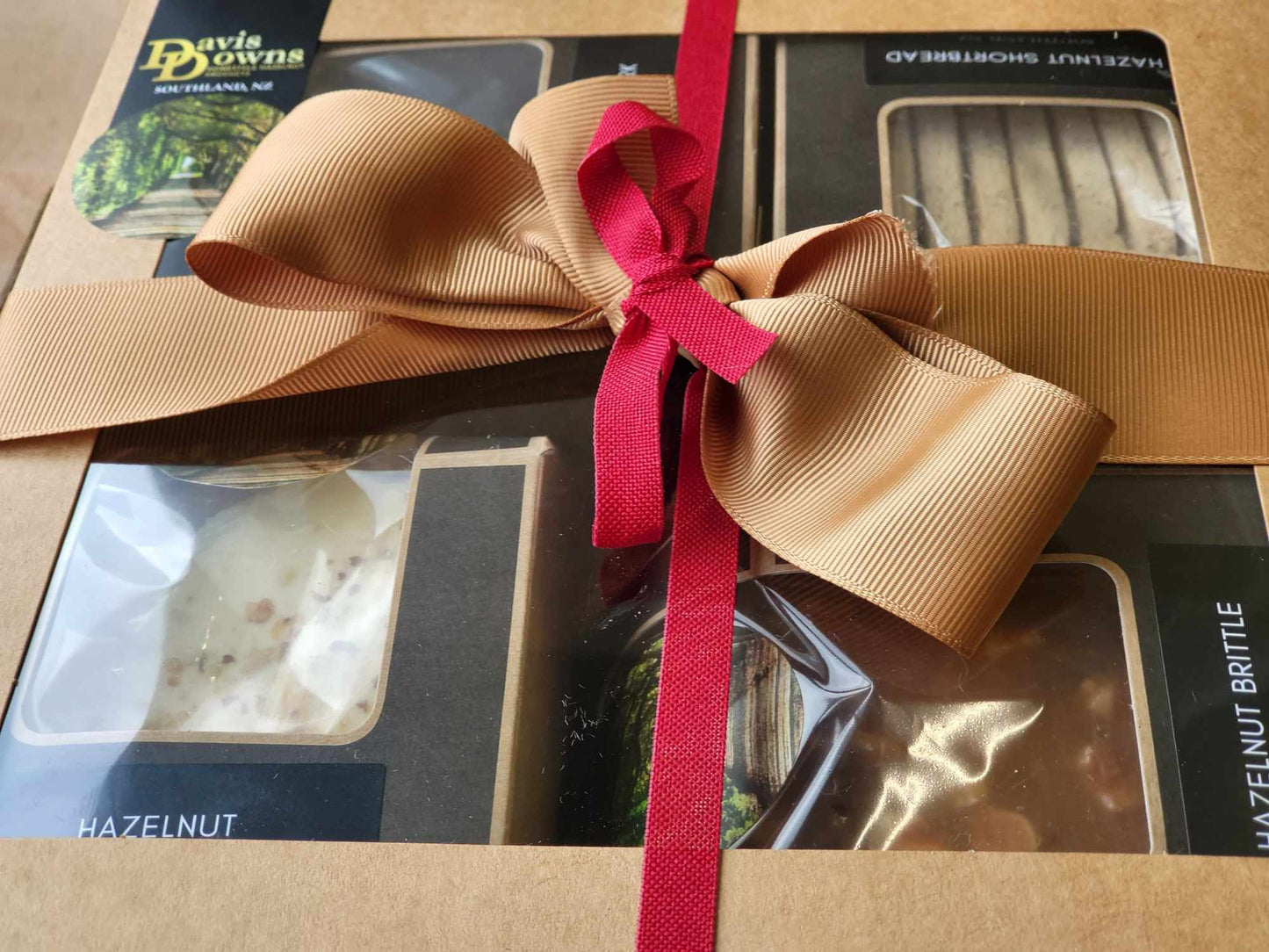 Hazelnut Gift Pack - Large